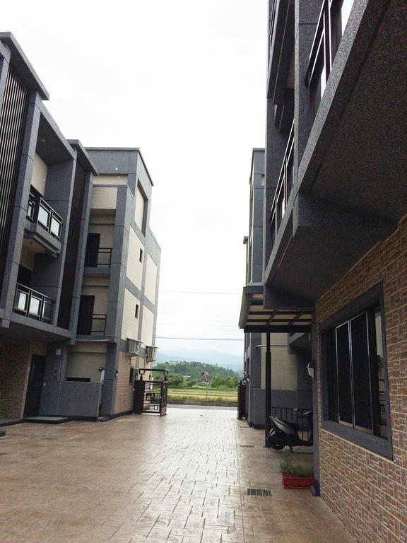Momo民宿 溜滑梯 Apartment Донгшан Екстериор снимка